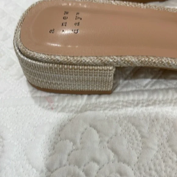 A New Day, beautiful slide sandals,  size 10 never worn! NWOT - Picture 7 of 8